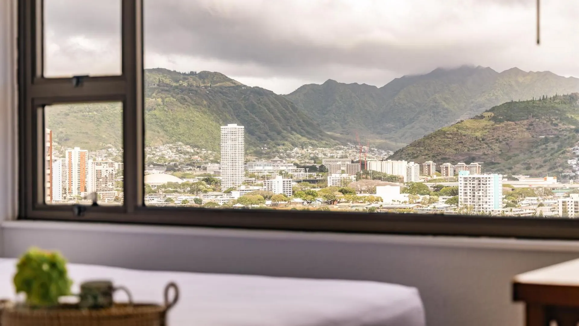 Appartamento Renovated Mountain View Getaway With Free Parking! Honolulu